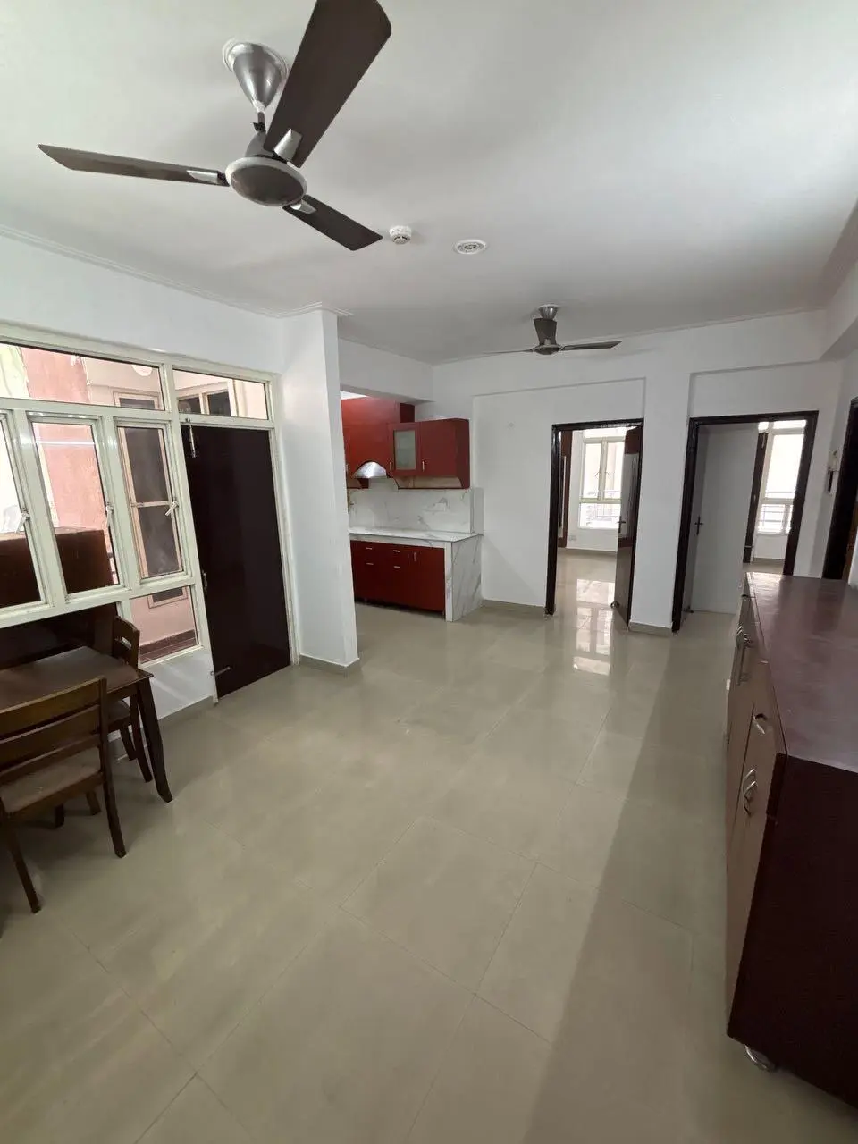 2BHK Flate Supertech LivingStone