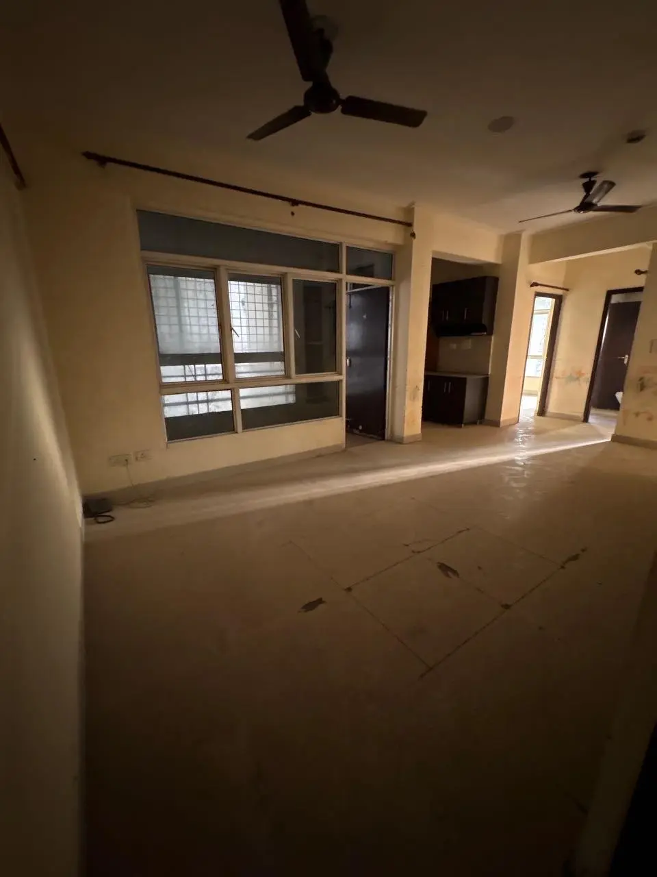 3BHK 2Baths,  Supertech Livingston, 